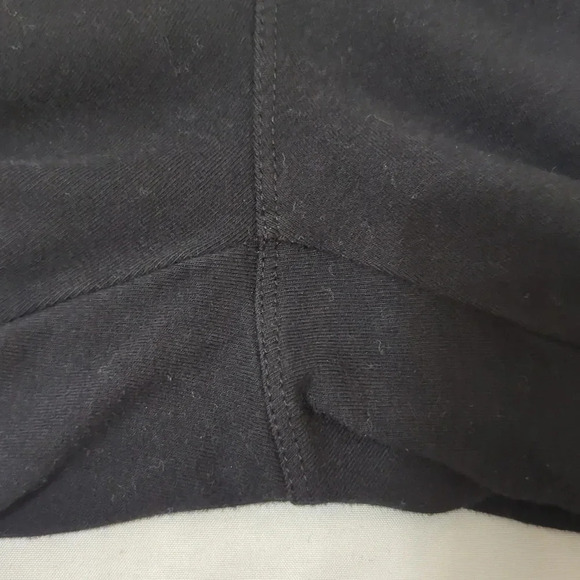 Express Peek-A-Boo Cutout Leggings, Color Black Size S - Picture 9 of 15